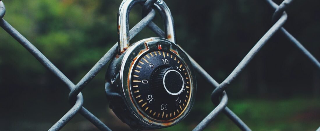 Navigating Deadlocks in 50/50 Real Estate Transactions: Strategies and Solutions