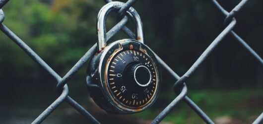 Navigating Deadlocks in 50/50 Real Estate Transactions: Strategies and Solutions